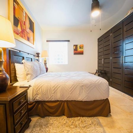 Condo Surf 405 - Luxury Oceanview Beachfront 3 Bedroom With Gym - At El Faro Condos Плая-дель-Кармен Экстерьер фото